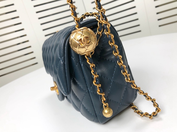 シャネルバッグ素材ディテール